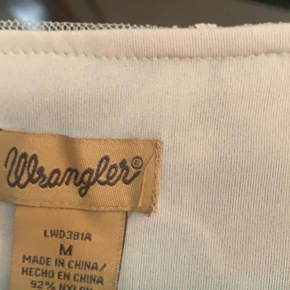 Dress   9/1 - Picture 3 of 3